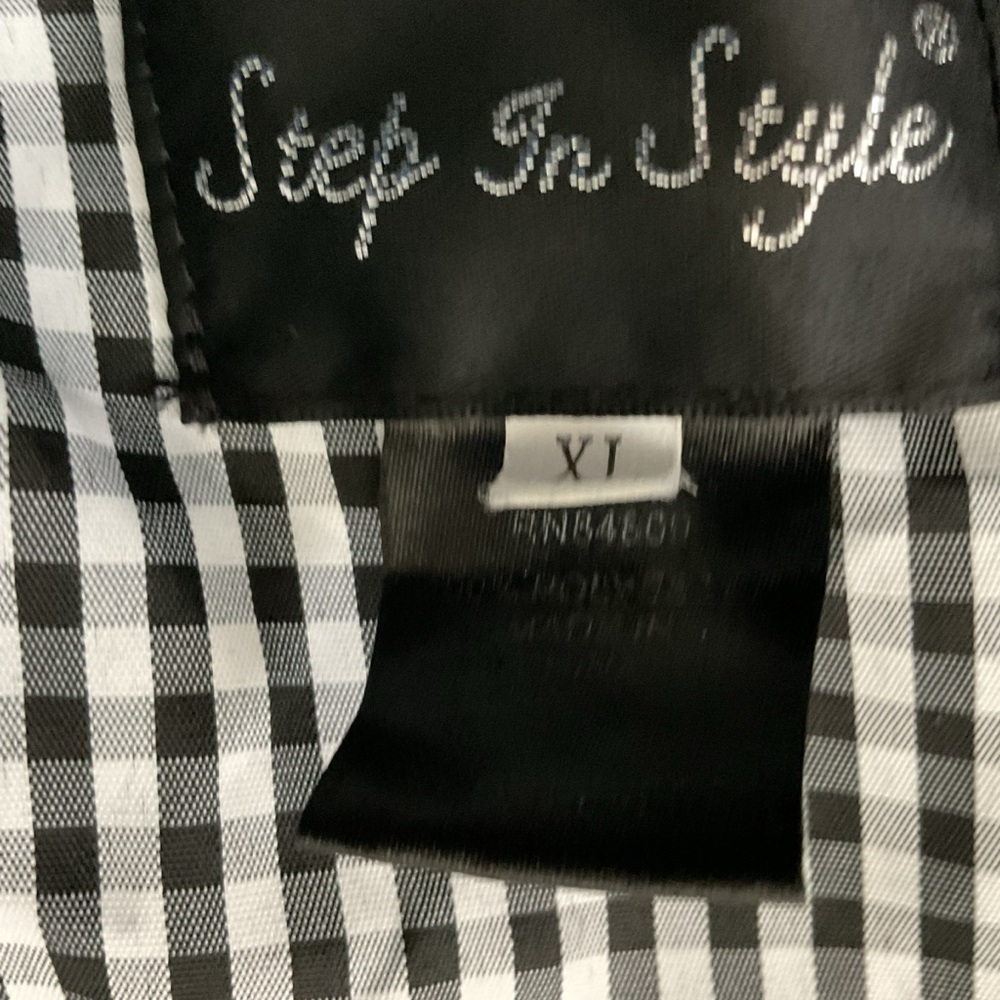 Step In Style Black & White Gingham High-Low Shirt Dress - Picture 5 of 6